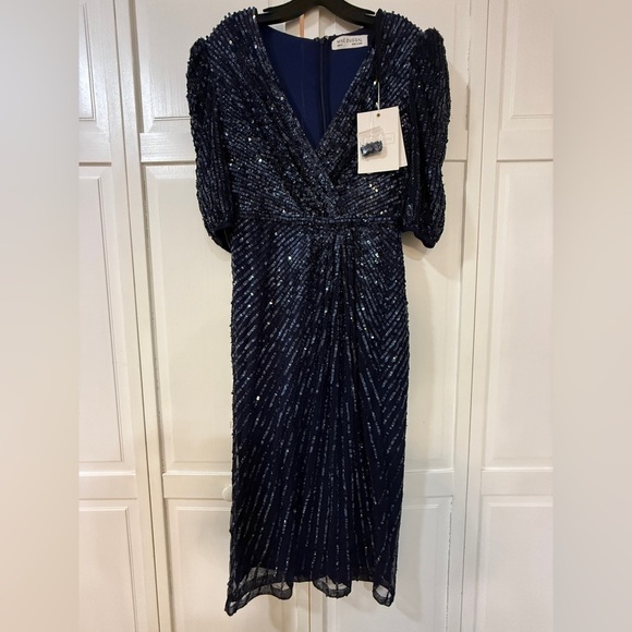 Mac Duggal Dresses & Skirts - NWT|Mac Duggal Midnight Navy Sequined V-Neck Short Puff Sleeve Midi Dress Size 8